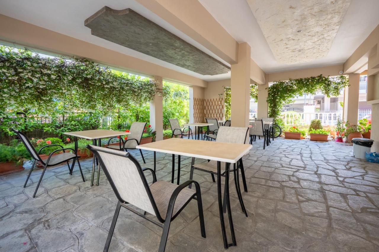 Milonas House Apartments 팔랄리아 디오니시우 외부 사진