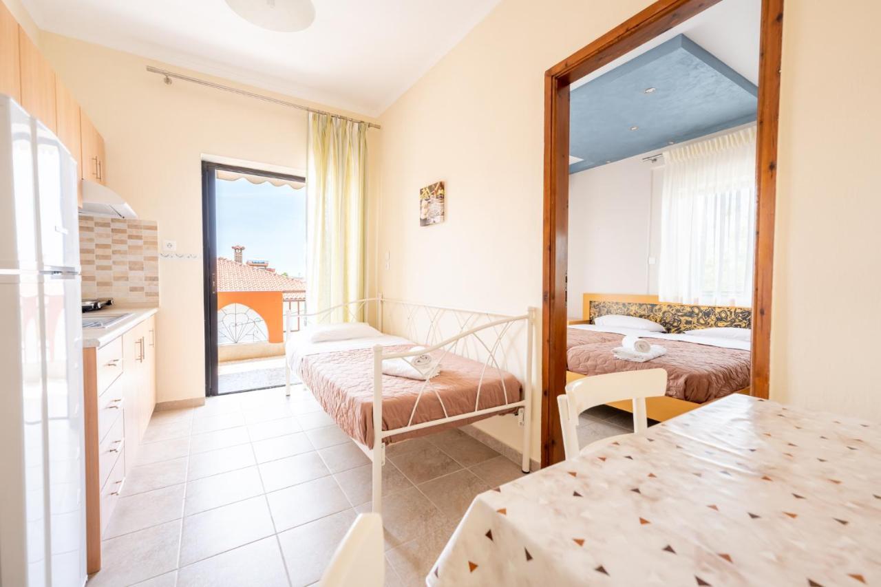 Milonas House Apartments 팔랄리아 디오니시우 외부 사진
