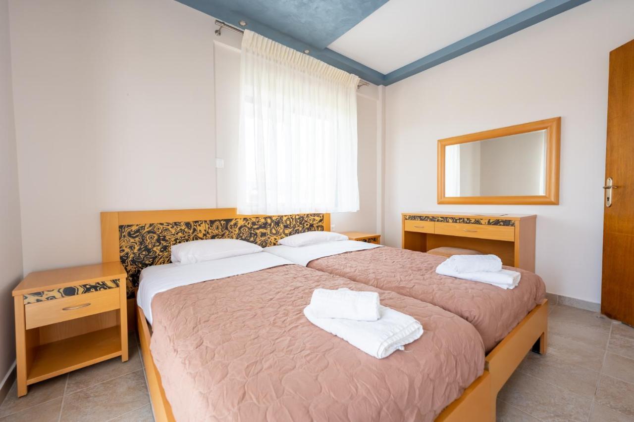 Milonas House Apartments 팔랄리아 디오니시우 외부 사진