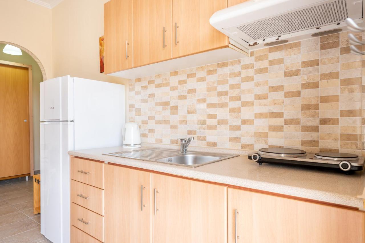 Milonas House Apartments 팔랄리아 디오니시우 외부 사진