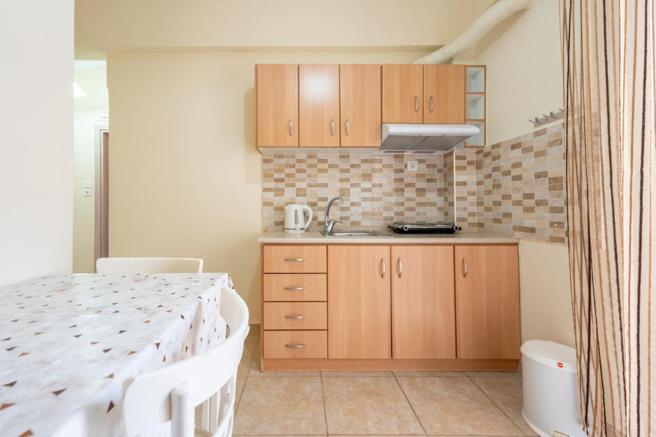 Milonas House Apartments 팔랄리아 디오니시우 외부 사진