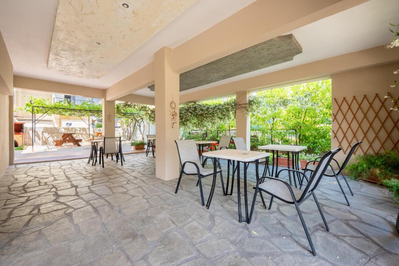 Milonas House Apartments 팔랄리아 디오니시우 외부 사진