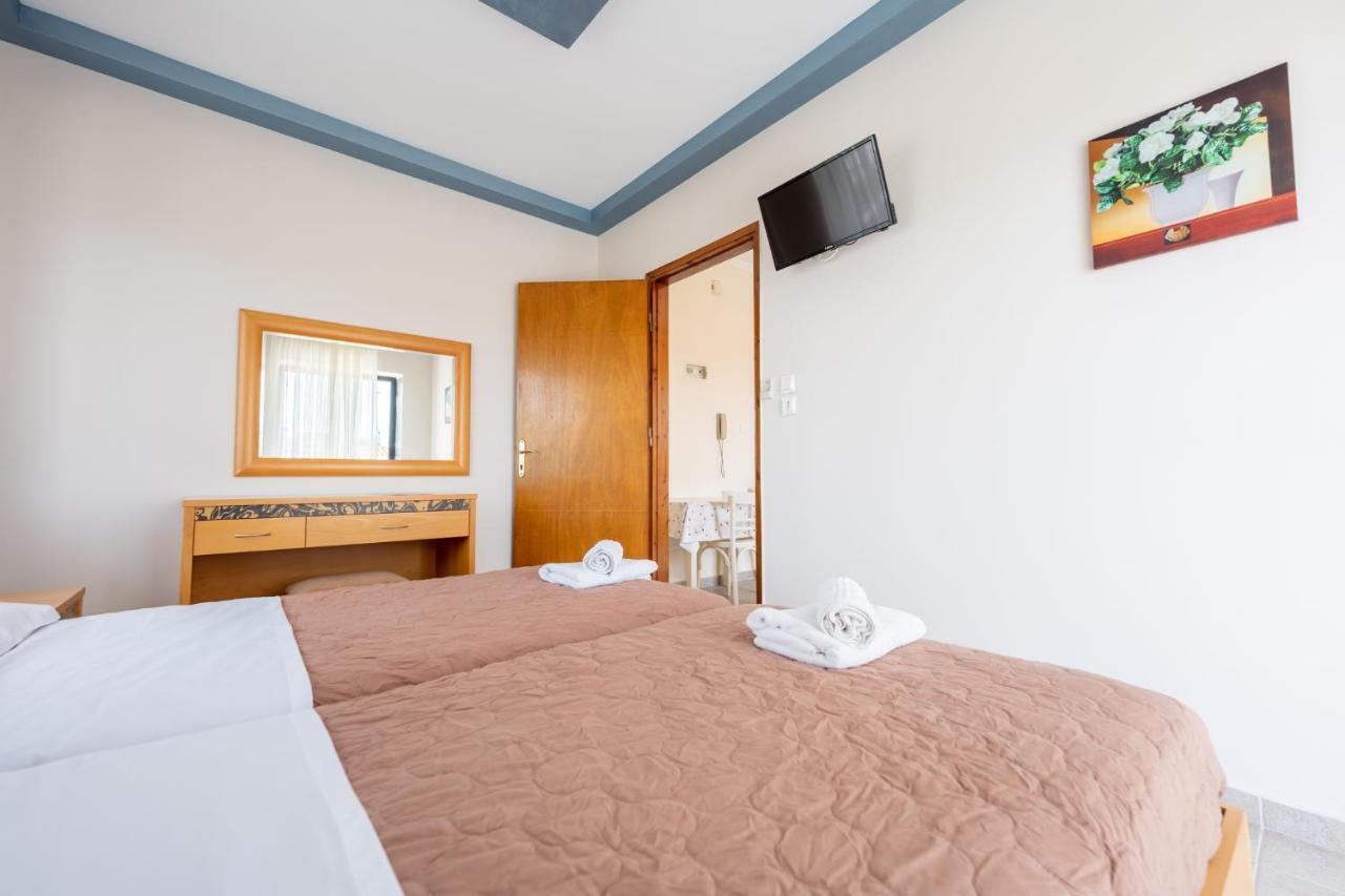 Milonas House Apartments 팔랄리아 디오니시우 외부 사진