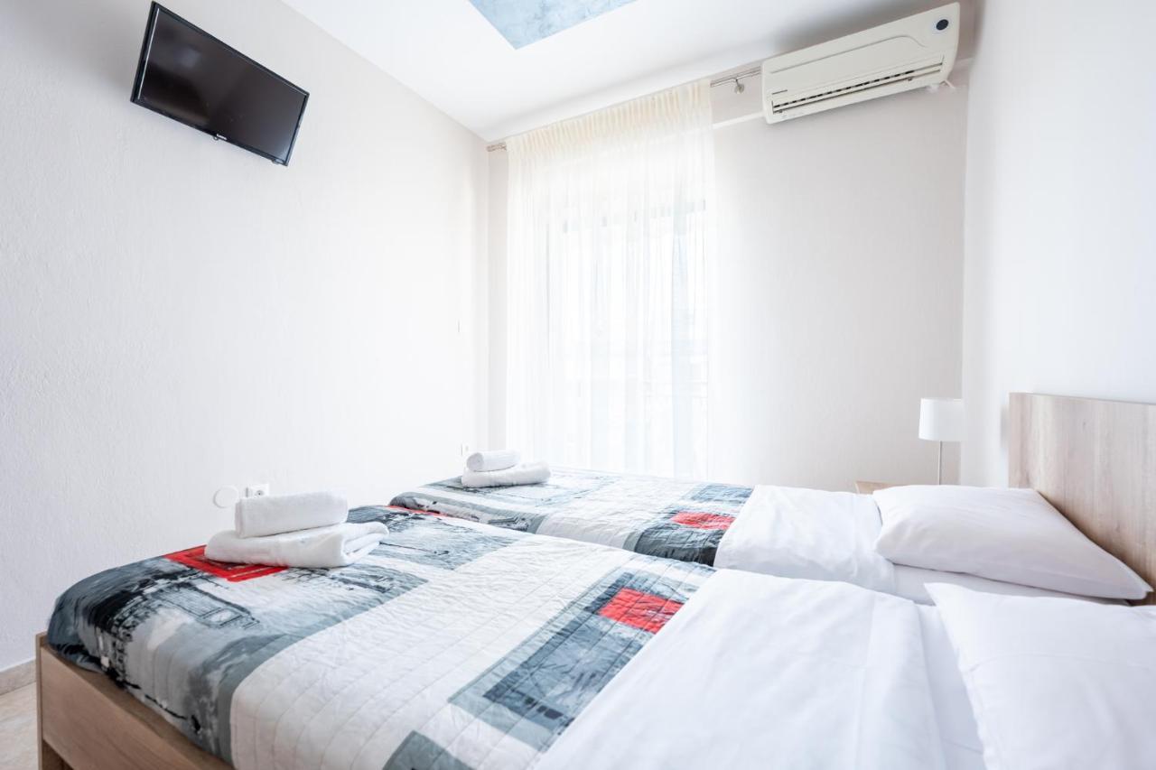 Milonas House Apartments 팔랄리아 디오니시우 외부 사진