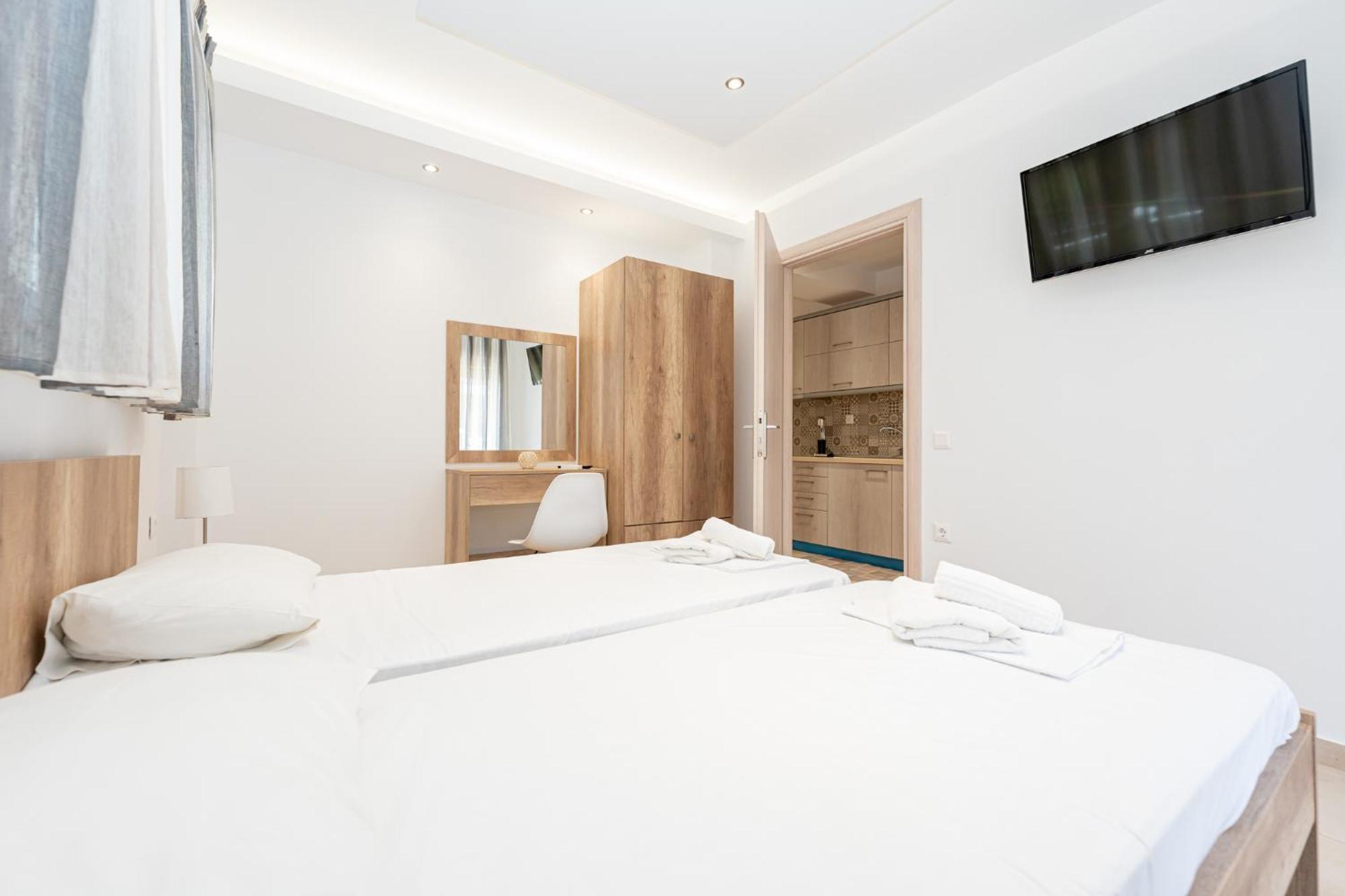 Milonas House Apartments 팔랄리아 디오니시우 외부 사진