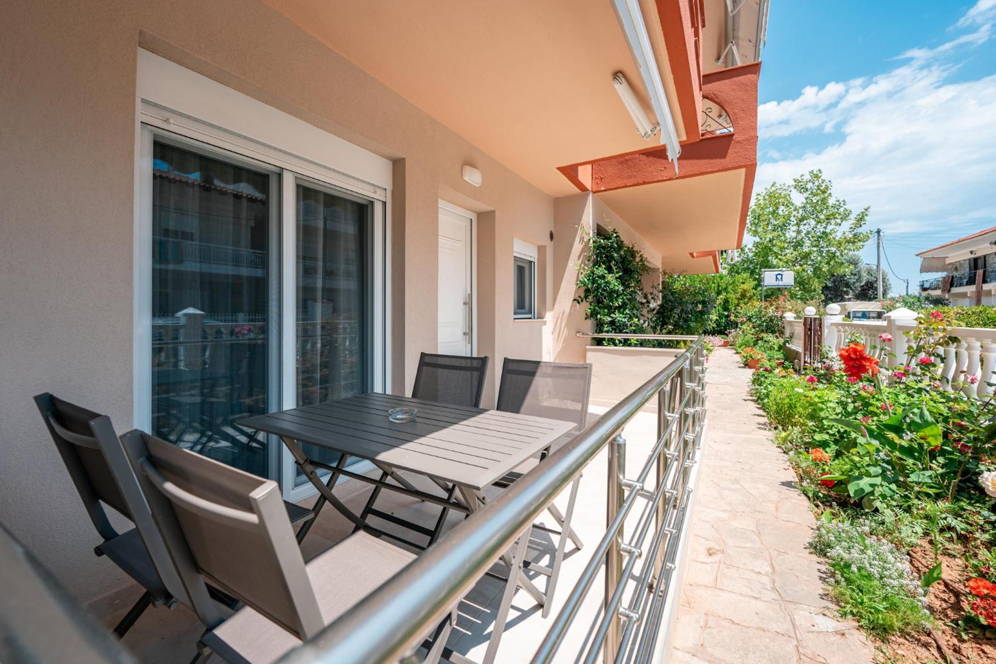 Milonas House Apartments 팔랄리아 디오니시우 외부 사진