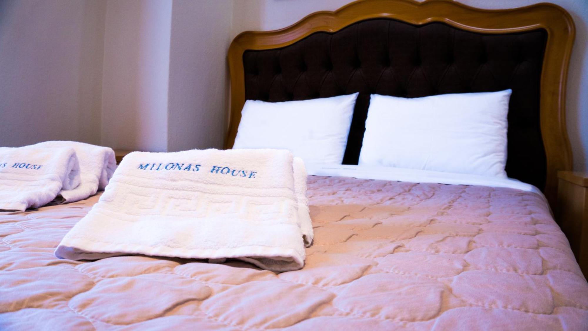 Milonas House Apartments 팔랄리아 디오니시우 외부 사진